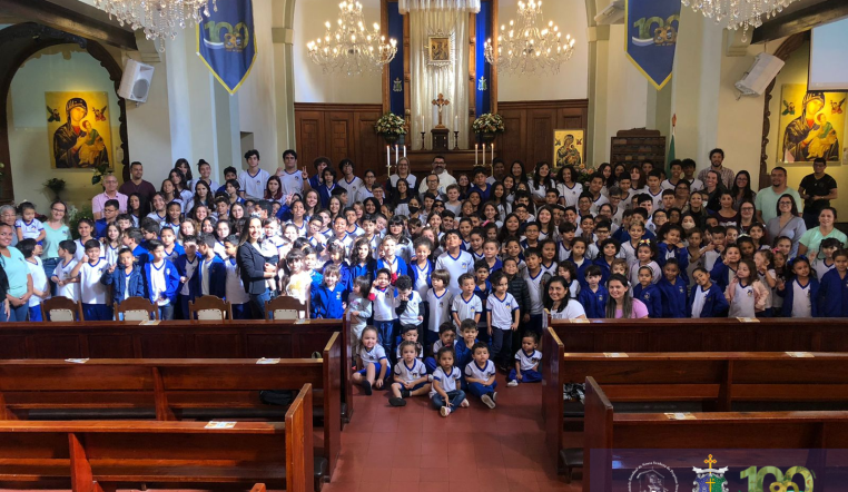 Santuário recebe peregrinação dos alunos do Colégio Dom Bosco, Escola Nazaré e Colégio N. Sra. Auxiliadora
